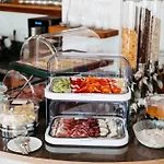 Bed & Breakfast Strasser 4*