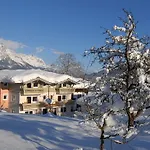 Bed & Breakfast Strasser Söll