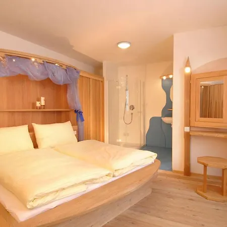Bed & Breakfast Strasser Soll