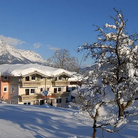 Bed & Breakfast Strasser Söll